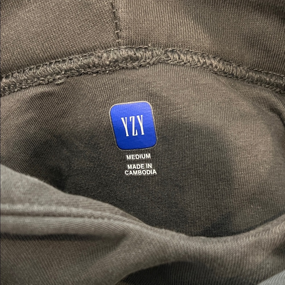 YZY GAP Charcoal Hoodie Size Medium - Picture 4 of 4